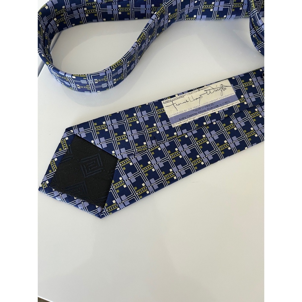 Frank Lloyd Wright Tie Navy Blue Silk Tulip II Frieze Geometric Architecture - Picture 4 of 4